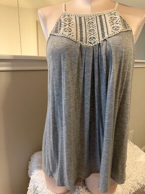 Rewind Gray and Cream Lace-Trim Embroidered Tank